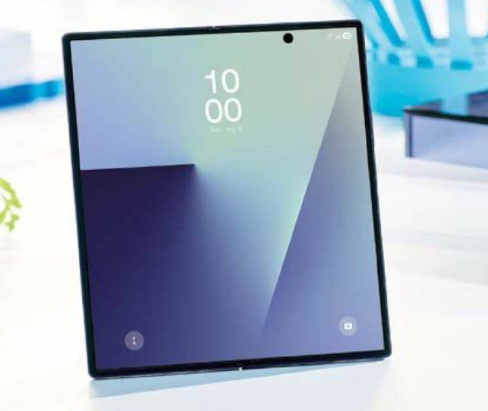 SAMSUNG FOLDABLE FLAGSHIP RAISES THE BAR