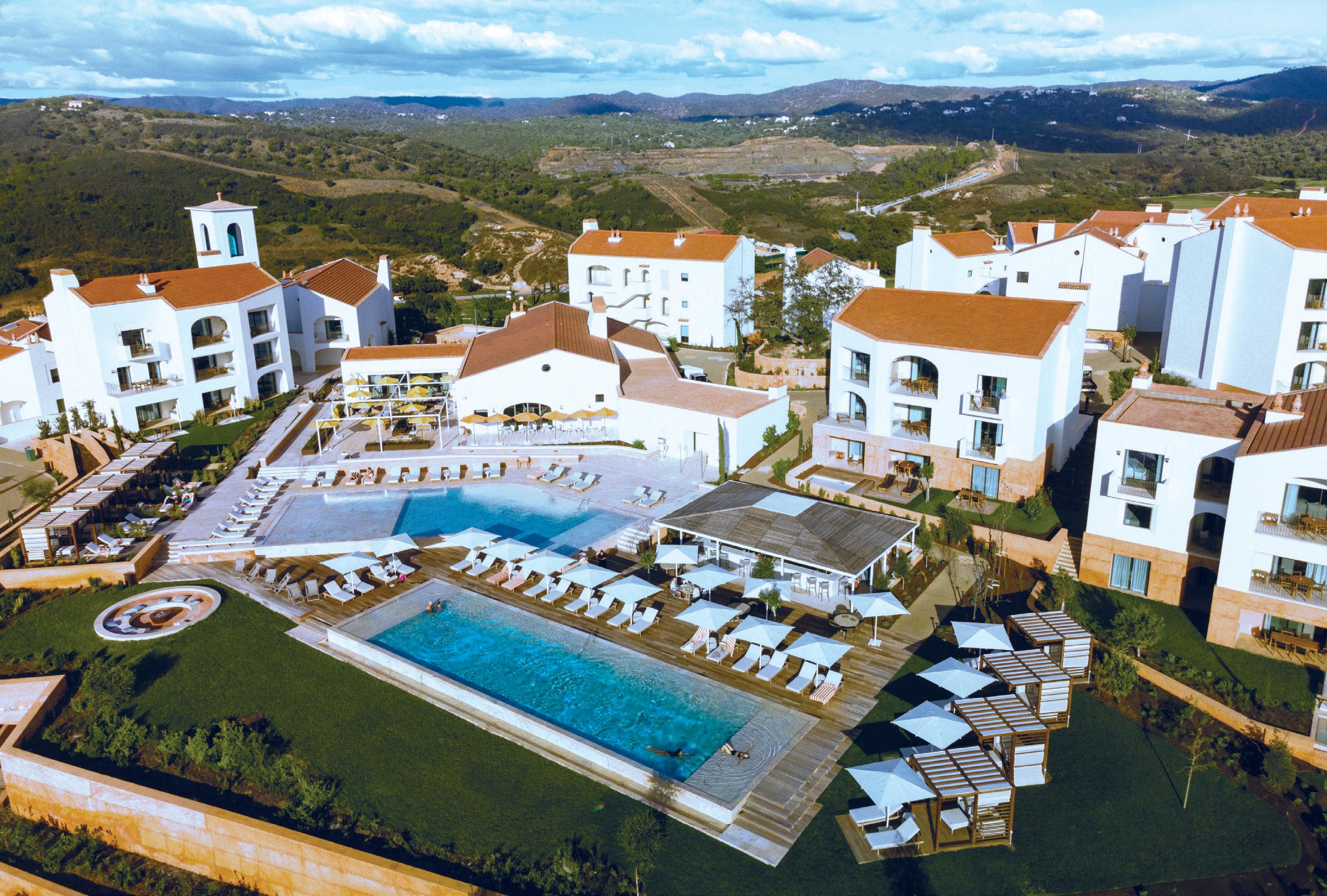 ESCAPE TO ALGARVE