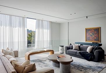ESSENTIA HOME: THE BRAND BEHIND THE BRANDS