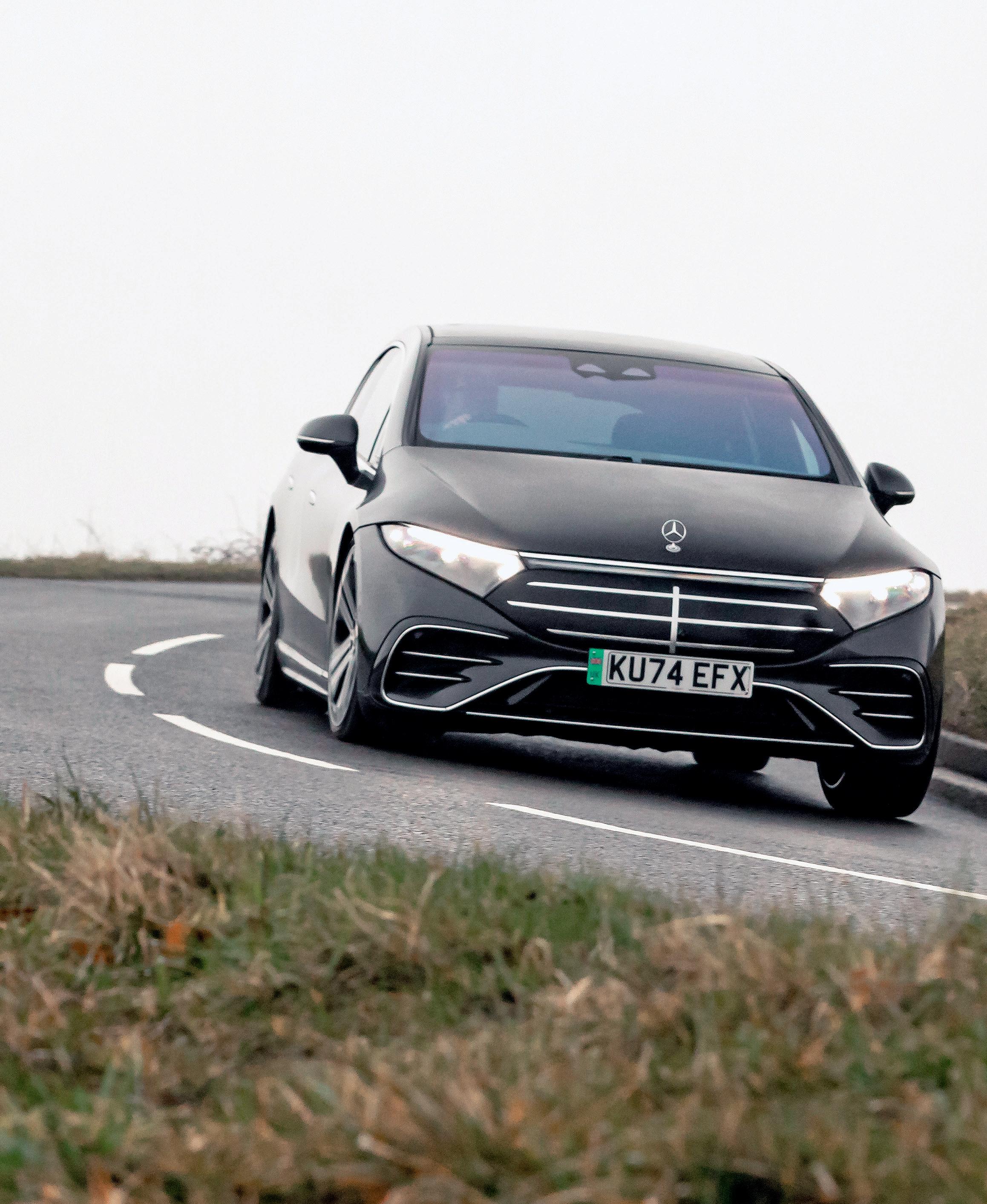 MERCEDES-BENZ EQS