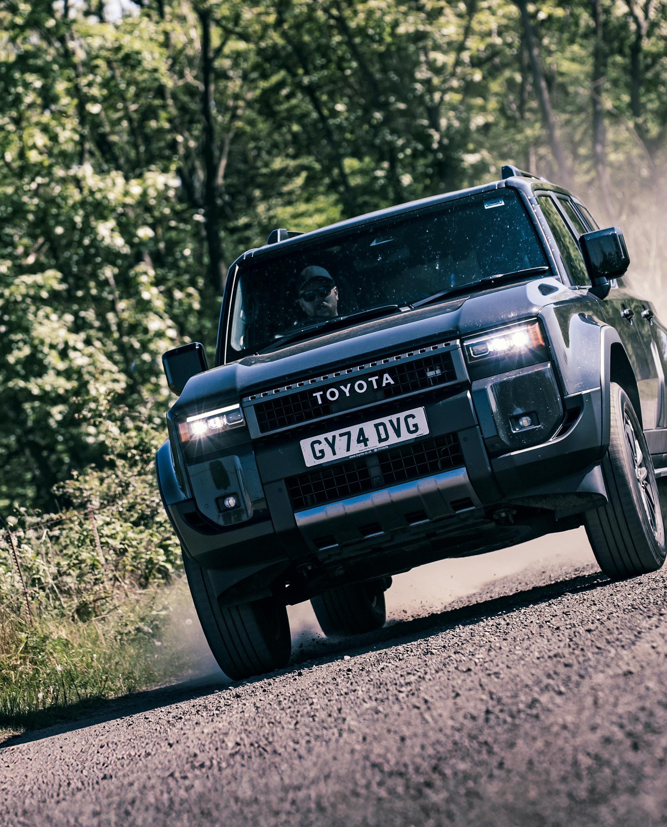 TOYOTA LAND CRUISER