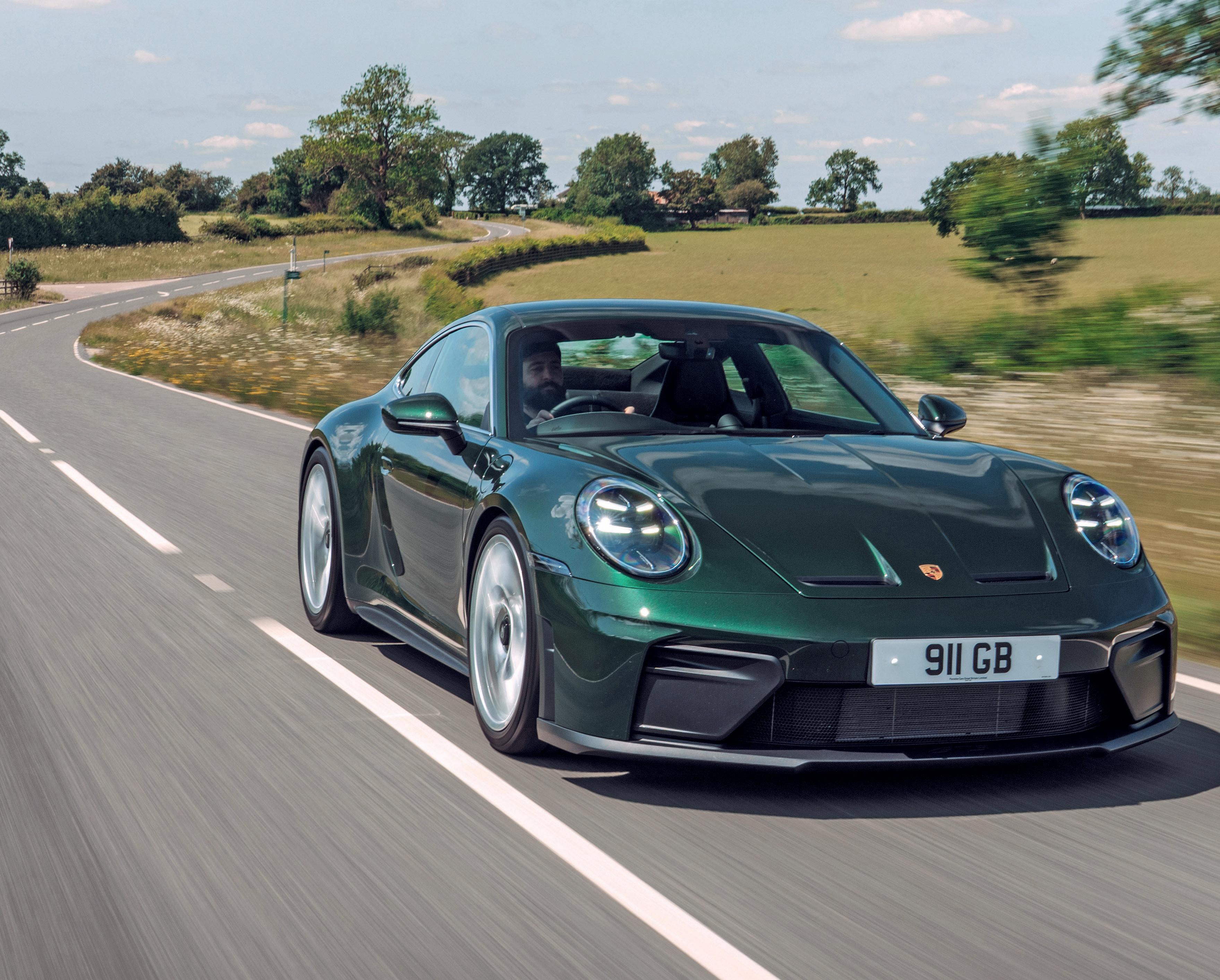 PORSCHE 911 GT3 TOURING