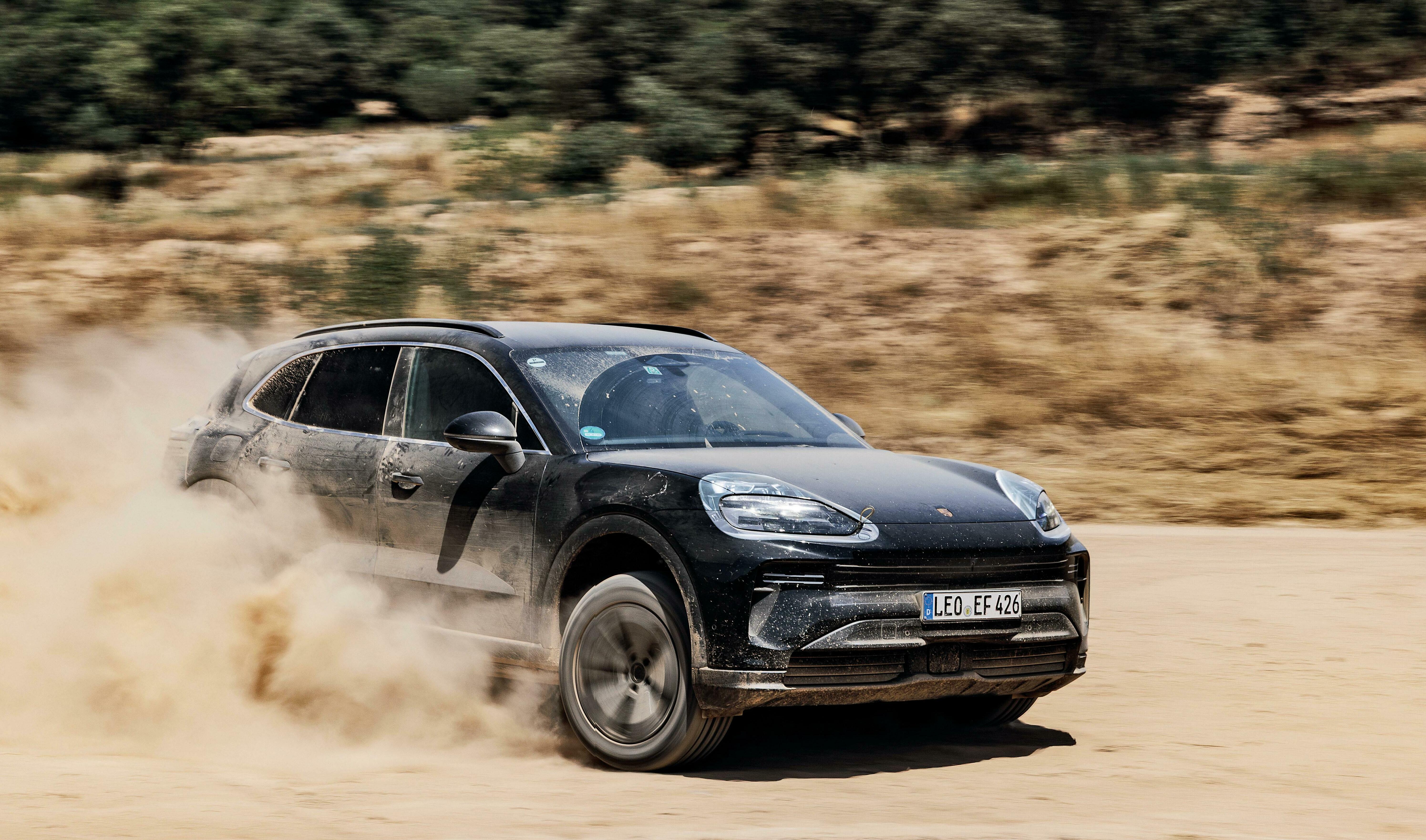 PORSCHE CAYENNE ELECTRIC