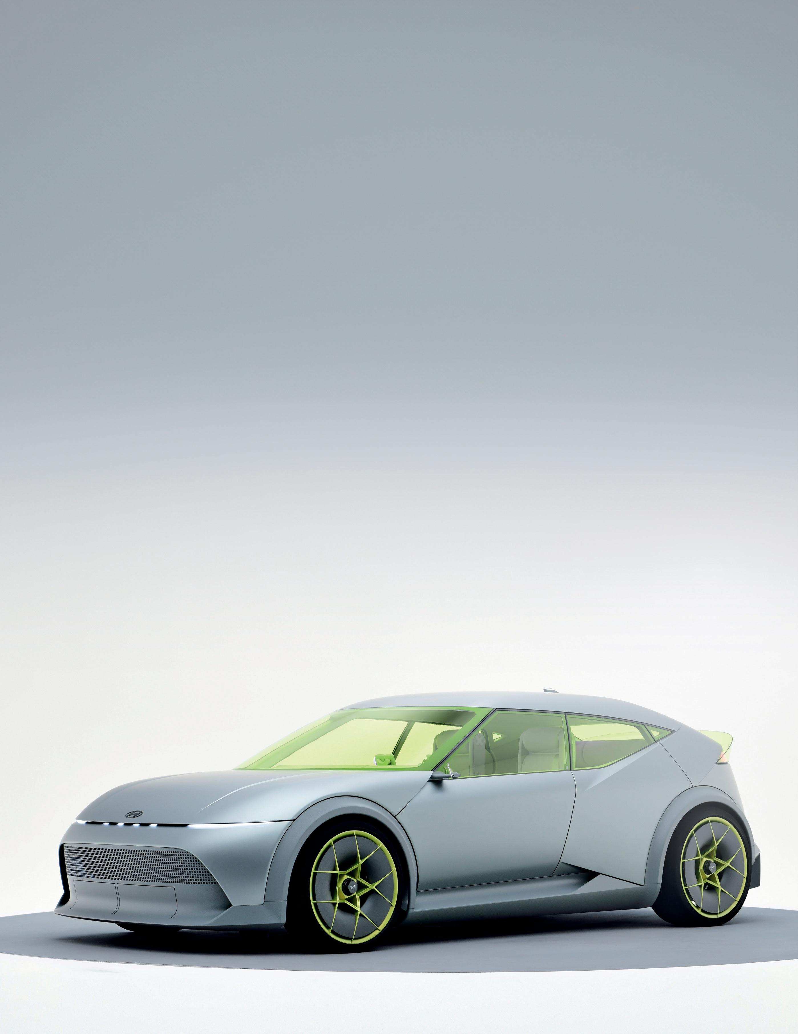 HYUNDAI CONCEPT THREE PREVIEWS RADICAL HATCH