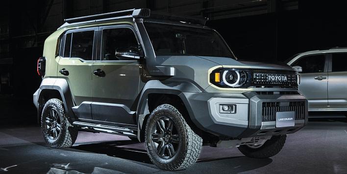 NEW BABY LAND CRUISER SETS SIGHTS ON DEFENDER 90