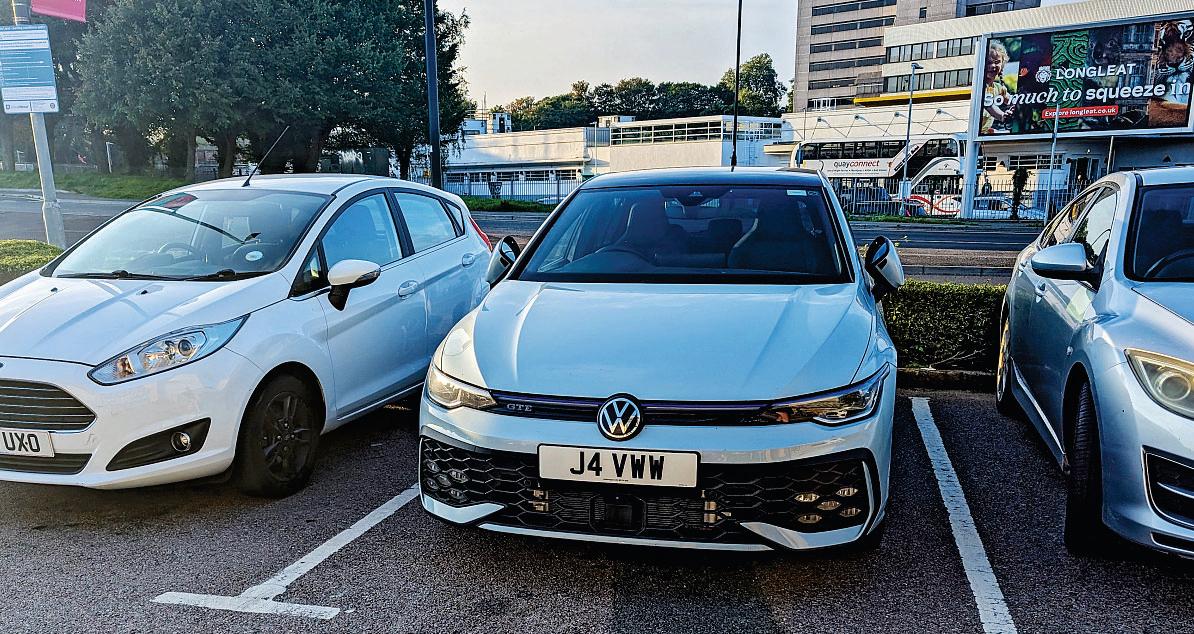 VOLKSWAGEN GOLF GTE