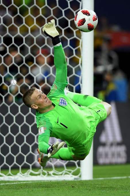 JORDAN PICKFORD “I THRIVE OFF PRESSURE - THERE'S NO BETTER FEELING THAN KNOWING THE WHOLE WORLD IS WATCHING”