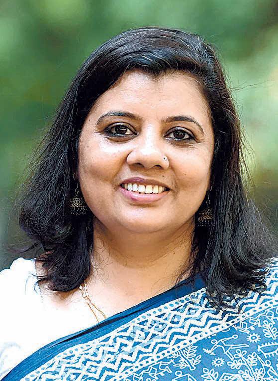ചന്ദനഗന്ധമുള്ള അക്ഷരങ്ങൾ