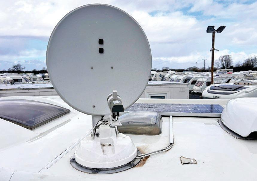 SATELLITE VS STREAMING