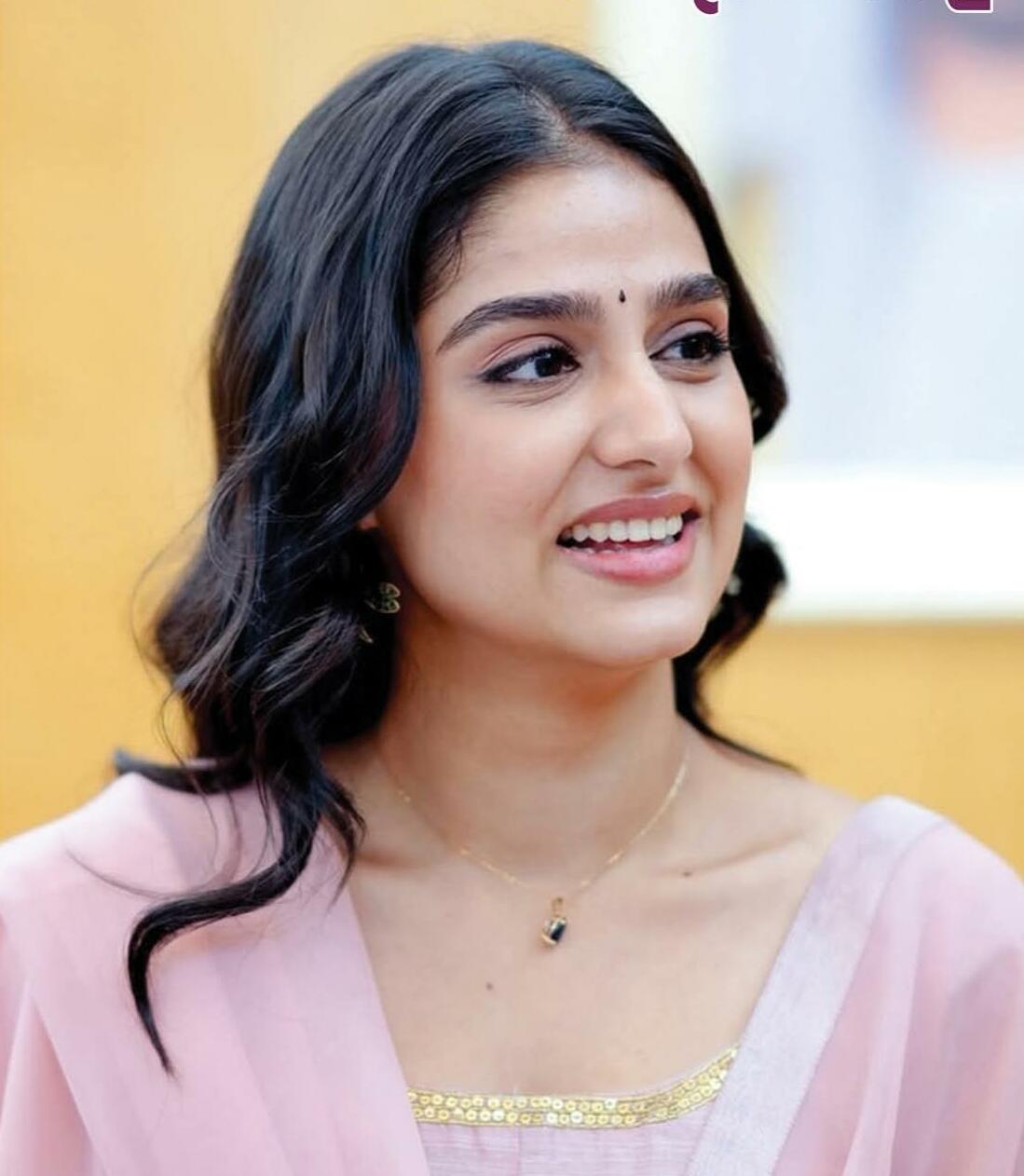 കഥാപാത്രങ്ങളെ അനശ്വരമാക്കുന്ന അനശ്വര