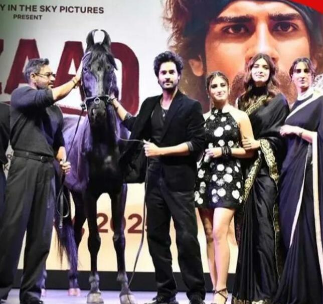 अजय देवगन की फिल्म 'AZAAD' का जबरदस्त ट्रेलर रिलीज