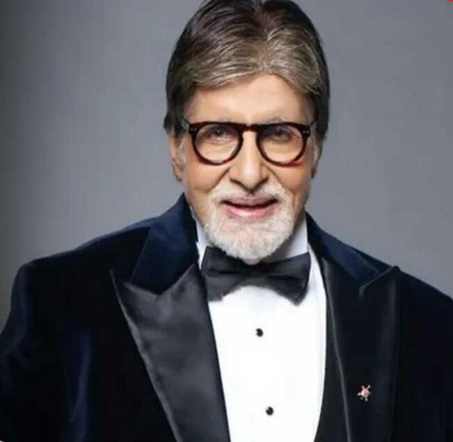 Amitabh Bachchan Income: Shahrukh को पीछे छोड़ Big B ने भरा रिकॉर्ड तोड़ टैक्स, जानें कितने करोड़ कमाए एक्टर ने