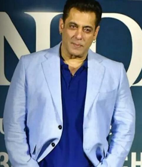 सलमान खान ने खुलासा किया "जी भर के देख लीजिये-हमको करीब से, यह ब्लॉकबस्टर SIKANDAR के एक्शन से भरपूर ट्रेलर का सबसे अच्छा हिस्सा है"