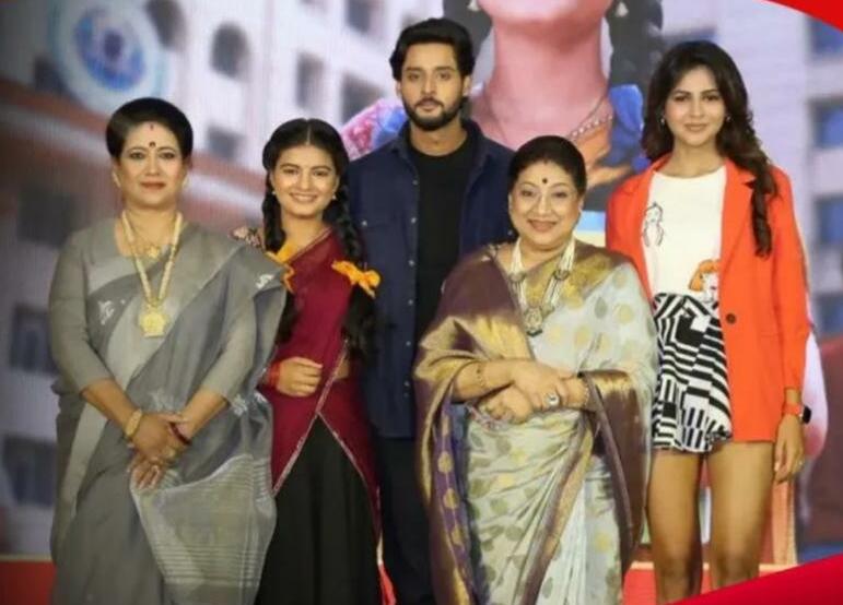 मोहक मटकर और शगुन पांडे की Saru दर्शकों के बीच हिट है