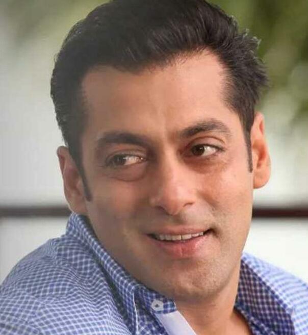 Deepika Padukone-Salman Khan: जब दीपिका पादुकोण ने सलमान खान को किया था शादी के लिए प्रपोज, जानिए क्या था एक्टर का जवाब !