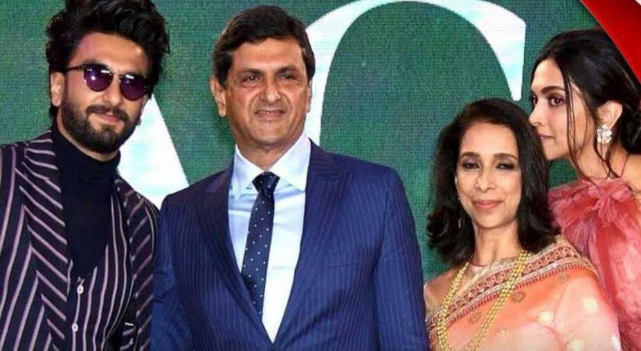 यह दीपिका पादुकोण की परवरिश का कमाल है, या उनके माता-पिता के मजबूत संस्कारों का जादू है इसलिए कहते हैं कि हर माता पिता चंदन के वृक्ष जैसे होते हैं...