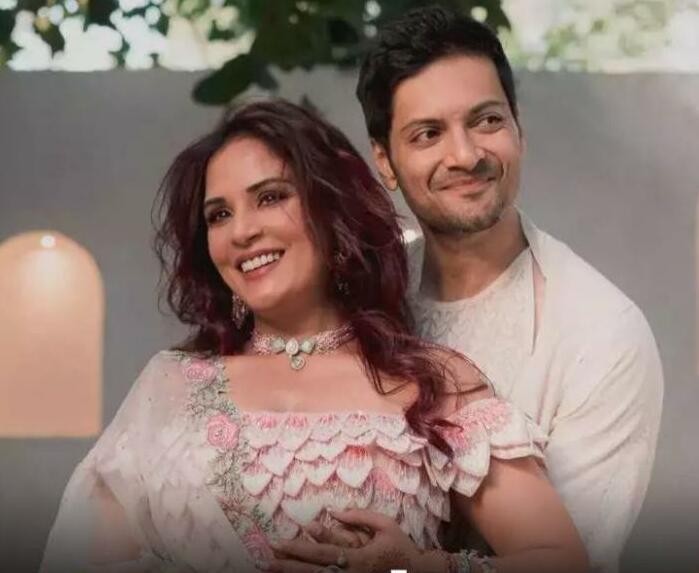 ऋचा चड्ढा, अली फज़ल उन महिलाओं की कहानी ला रहे हैं जो नैतिकता के बोझ उतार फेंकने का जोखिम उठाती है, सीक्रेट्स ऑफ़ अ माउंटेन सर्पेट" में