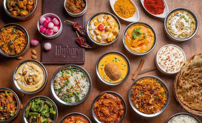 Festive Fervour in Restaurants