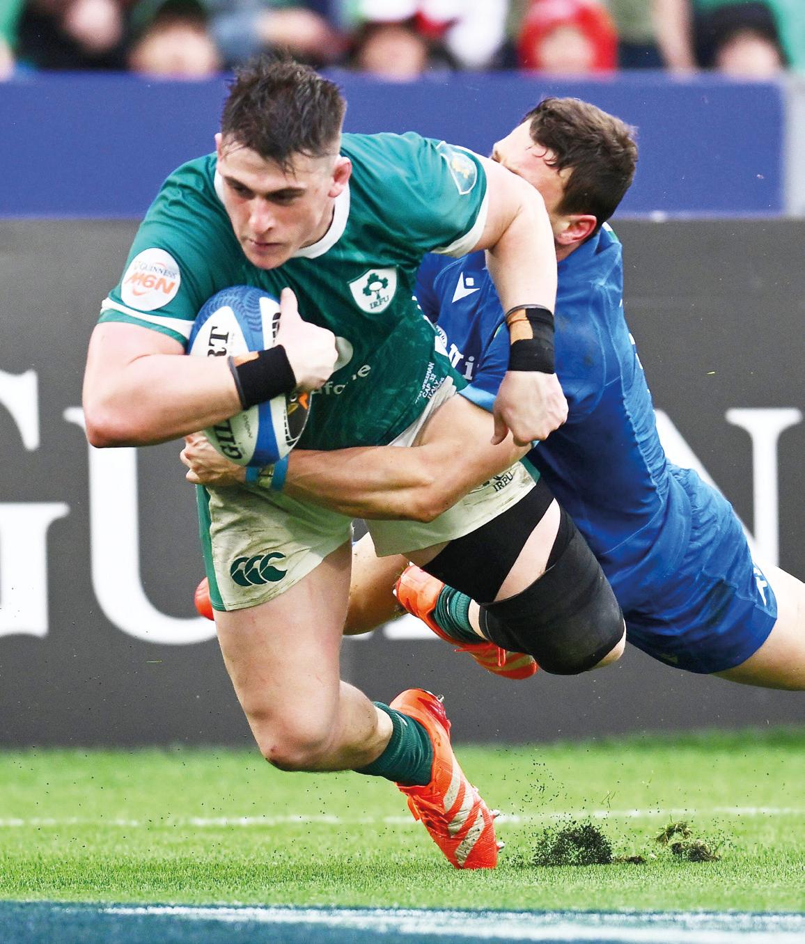 Battling Italy make it tough for Ireland