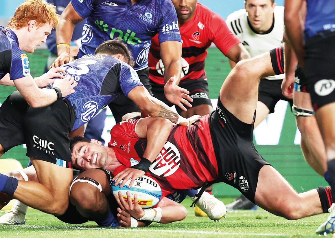 Crusaders blow away champions