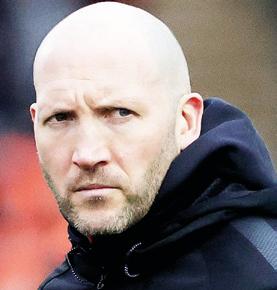 Skivington backing for more one-club players