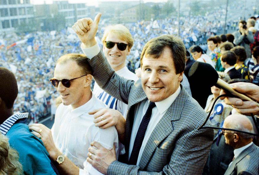 LEGEND JOE TIPS HIS HAT TO MELLON