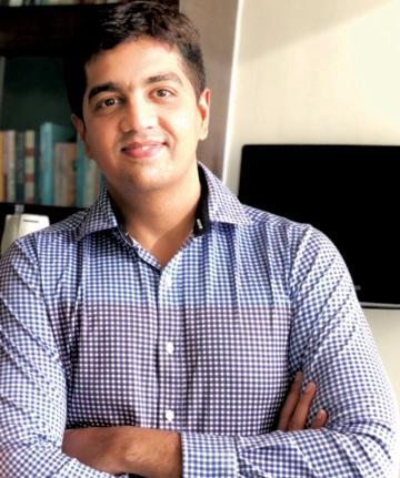 WHAT CAUSES KERATOCONUS