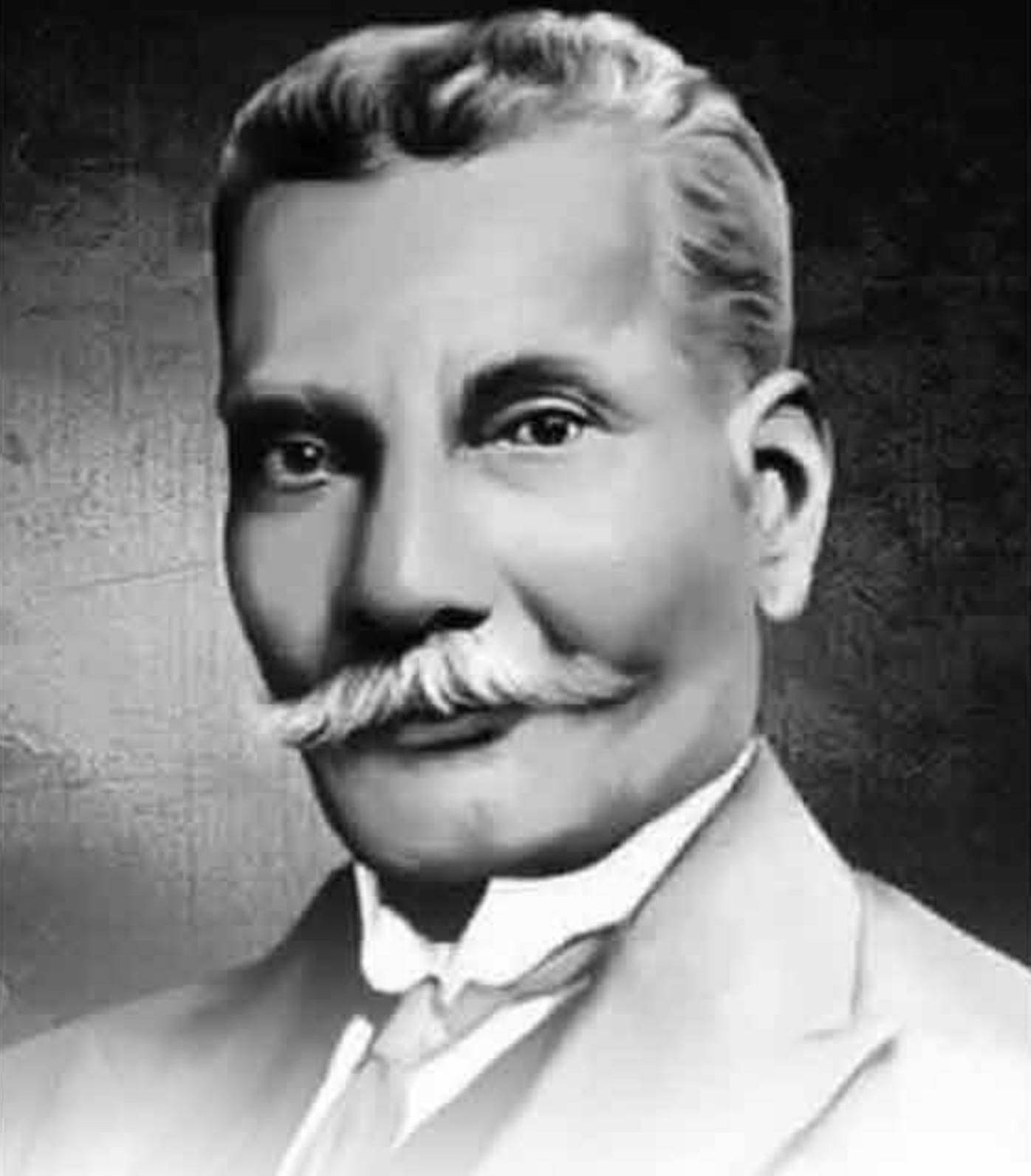 வட்டமேசை மாநாட்டில் பங்கேற்ற இரட்டை மலைசீனிவாசன் (கி.பி.1859-1945)