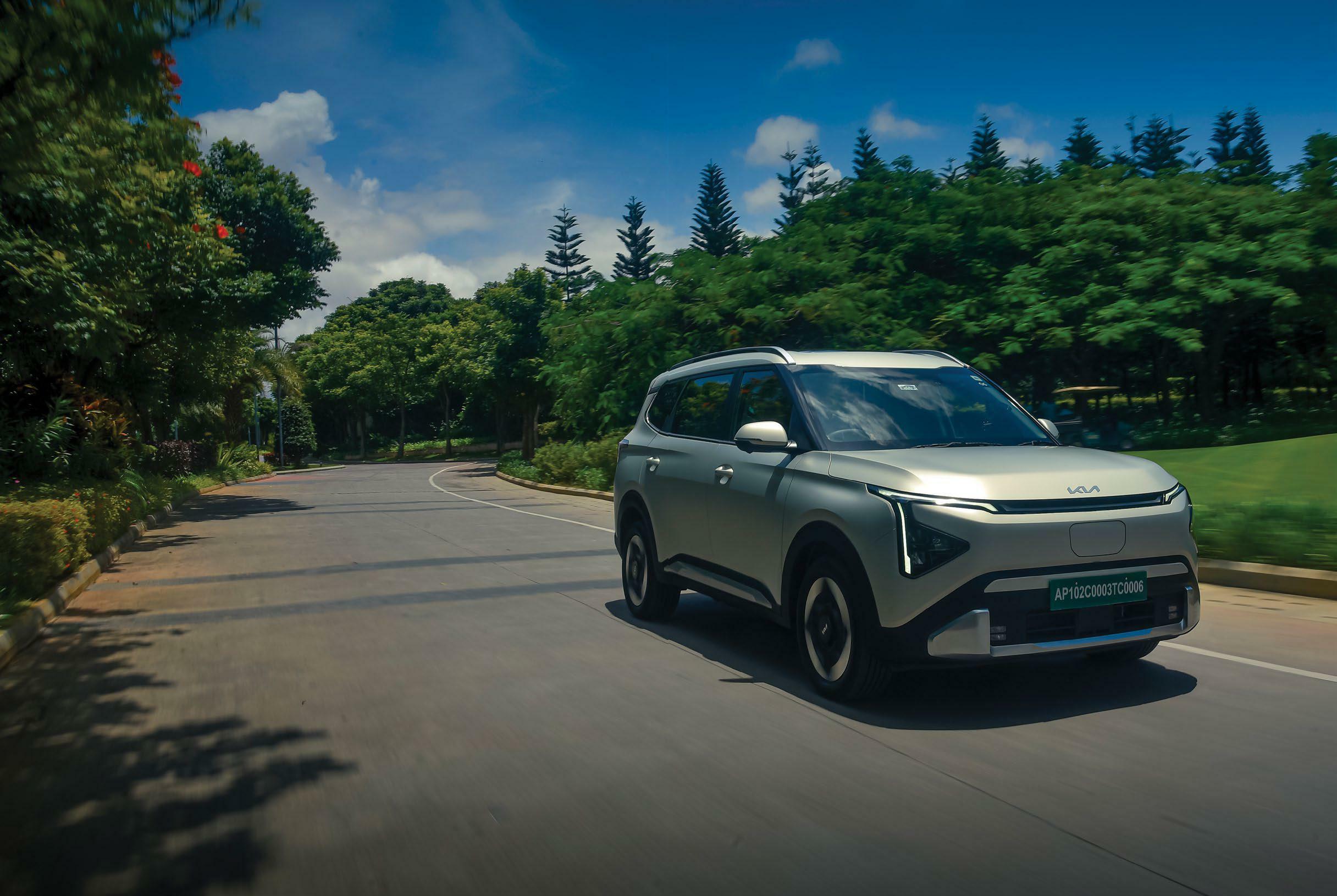 KIA CARENS CLAVIS EV