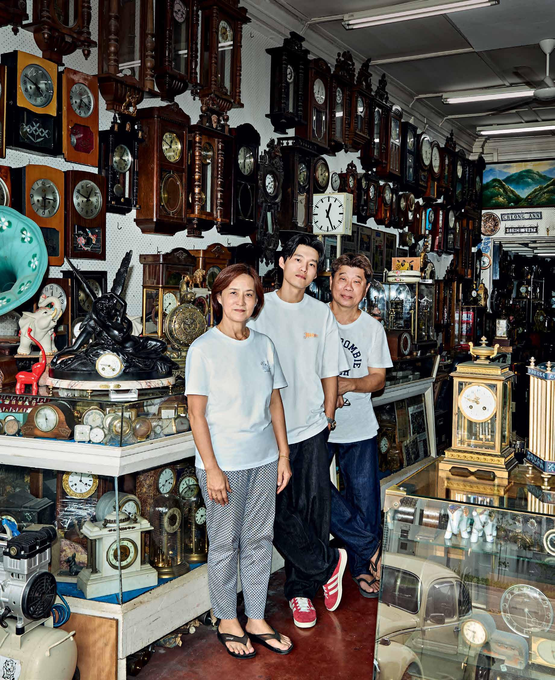 THE MOM & POP SHOPS