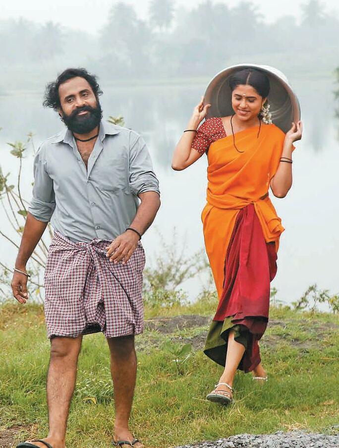 சின்னப் படத்தில் பெரிய எழுத்தாளர்!