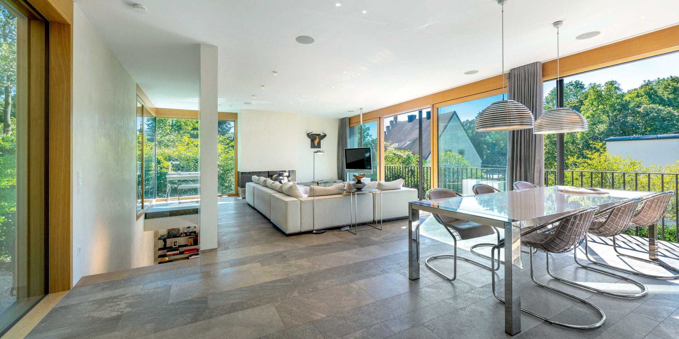 REALTY CHECK CREME DE LA CREME