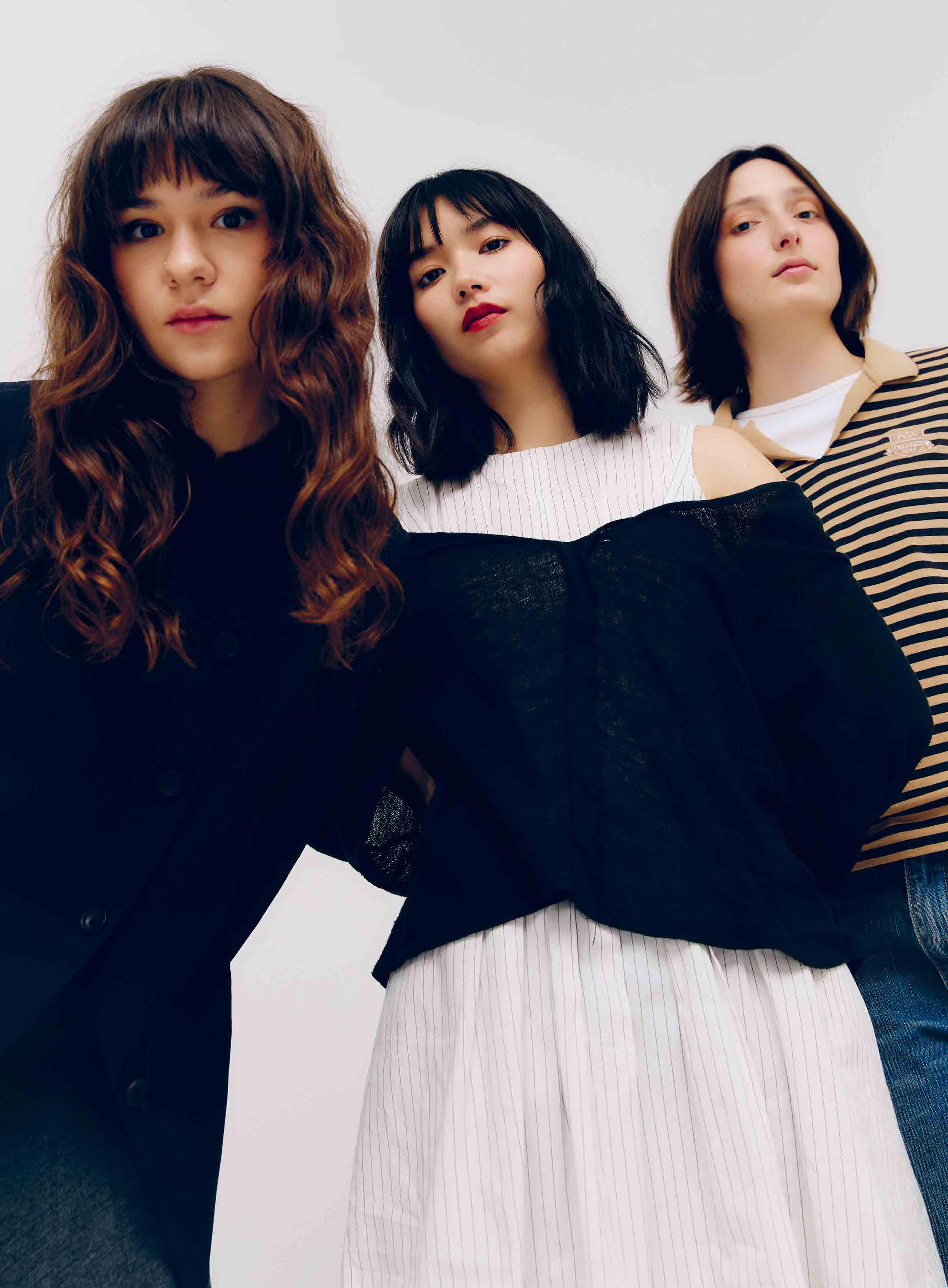 HORSEGIRL OPEN UP THEIR WORLD
