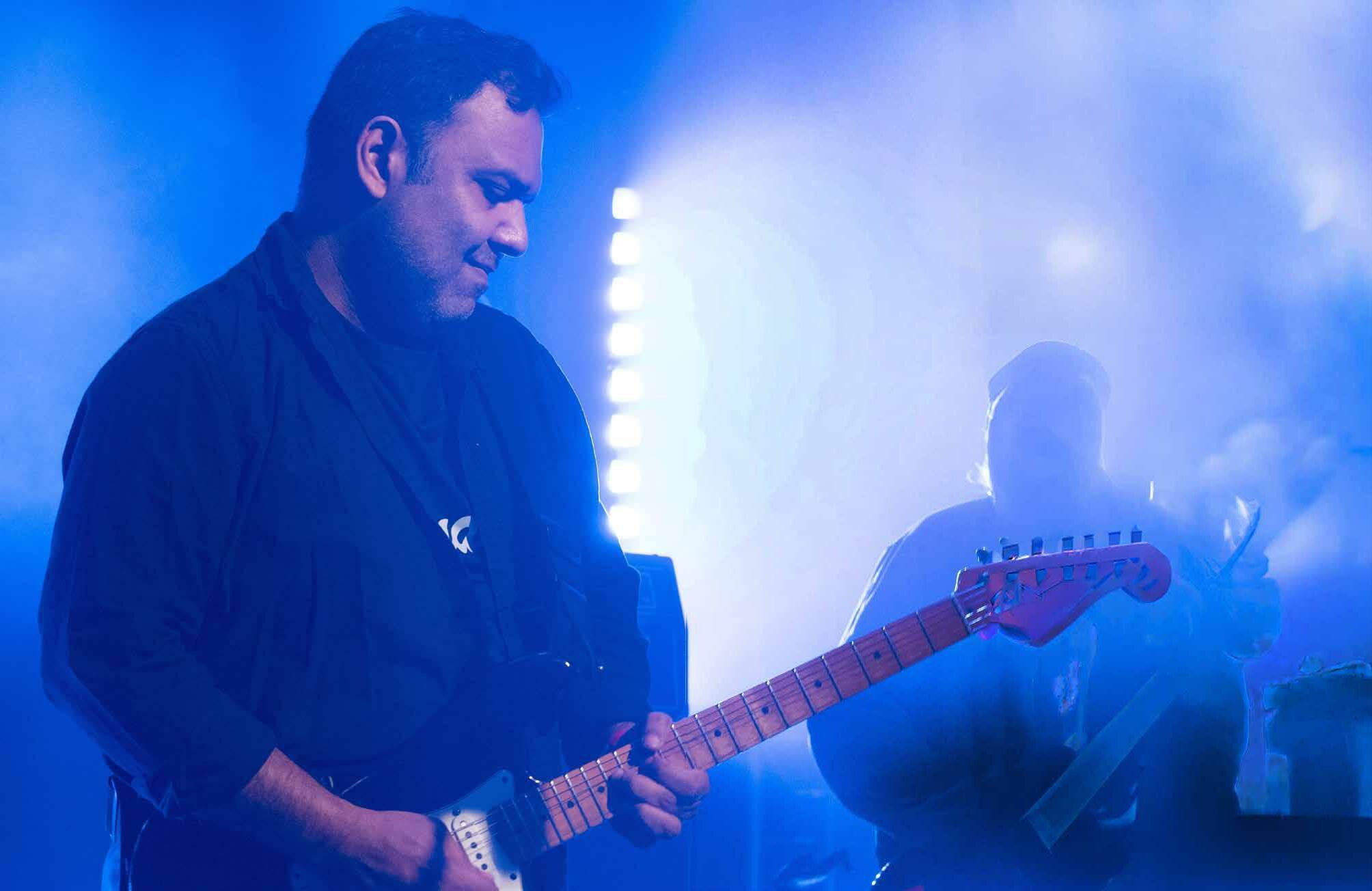 BLACKSTRATBLUES’ WARREN MENDONSA: ‘SOUL IS THE DIRT UNDER YOUR FINGERNAILS’