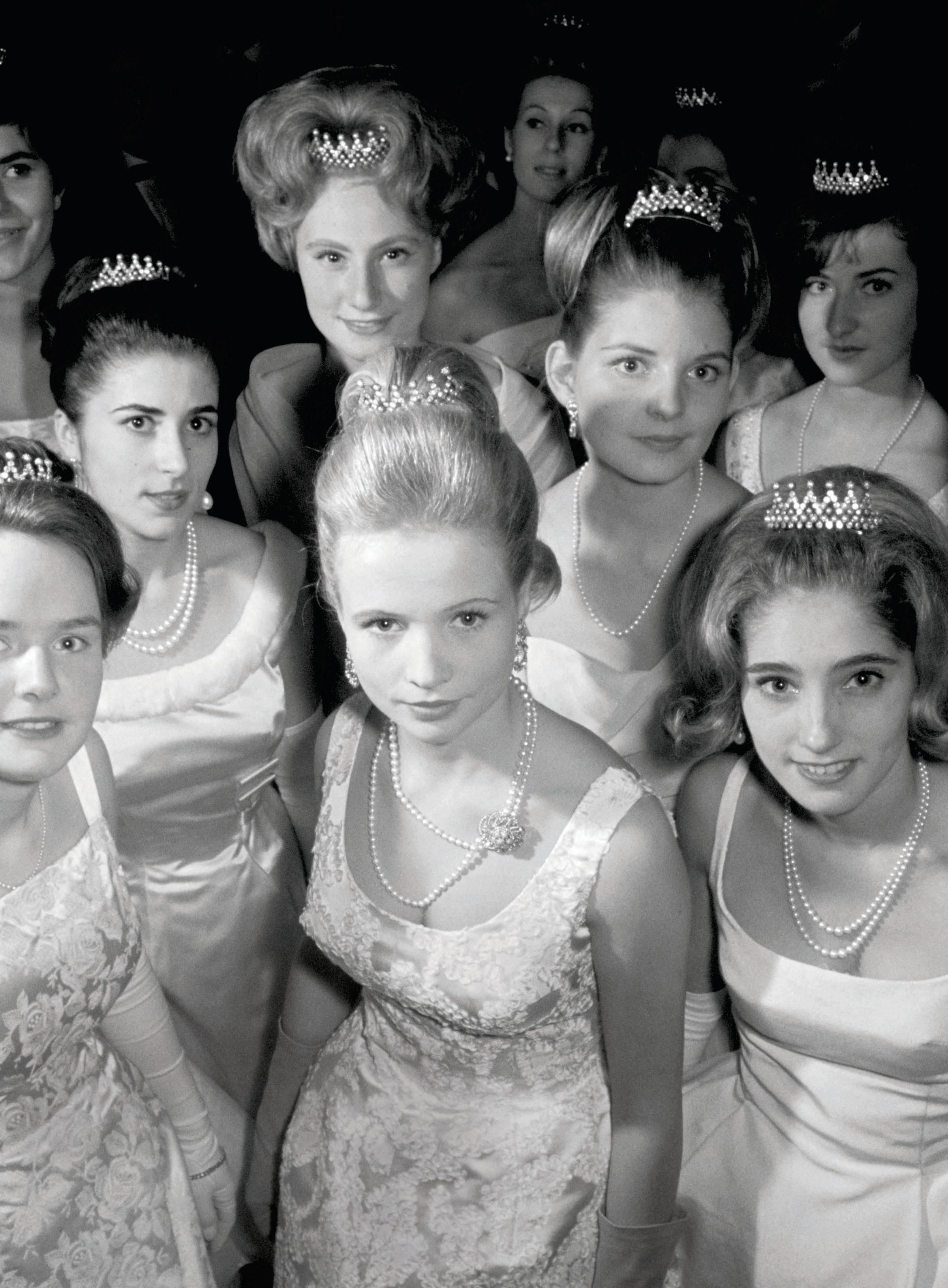 Let Them Le Bal!