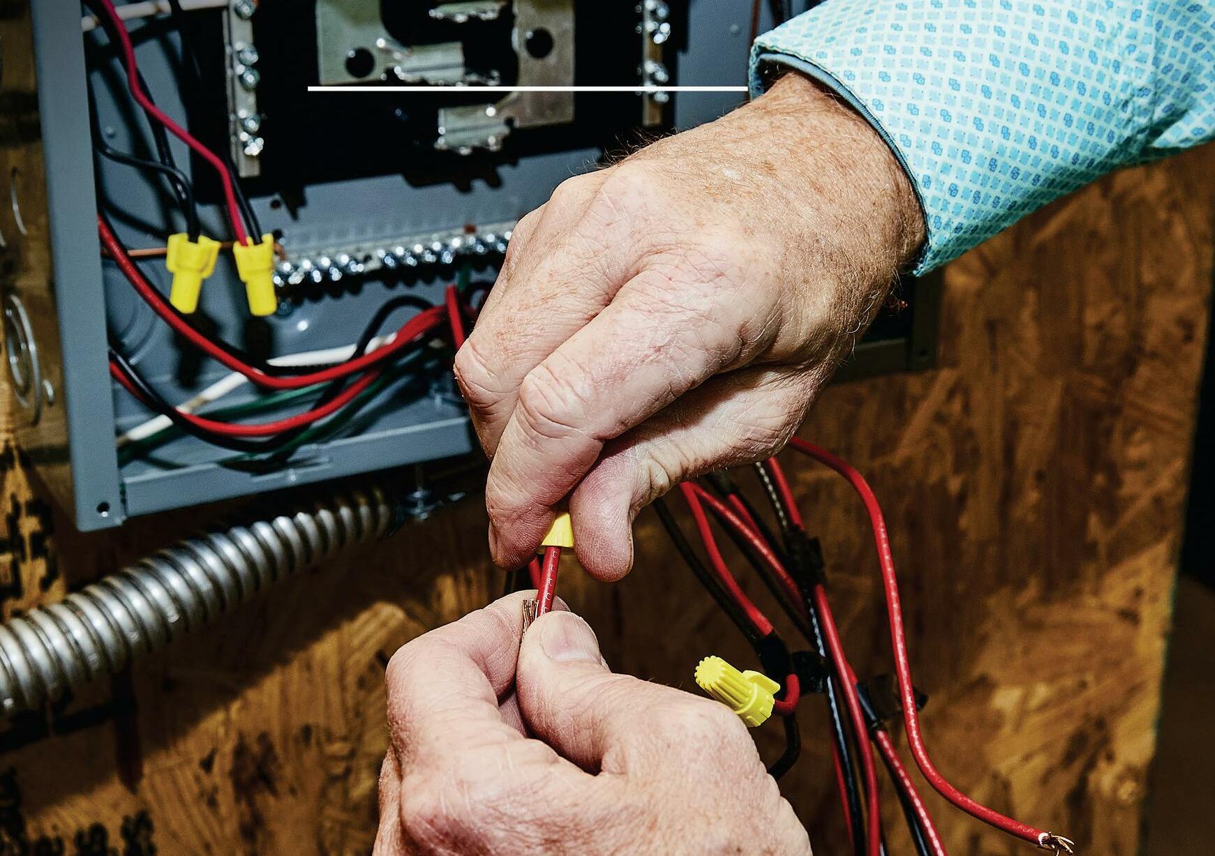 6 TIPS TO KEEP YOUR CONTRACTOR HAPPY