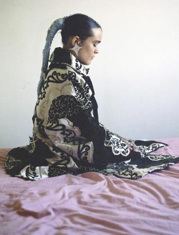 BABYLON SAHNESİNDE SONBAHAR TİTREŞİMLERİ