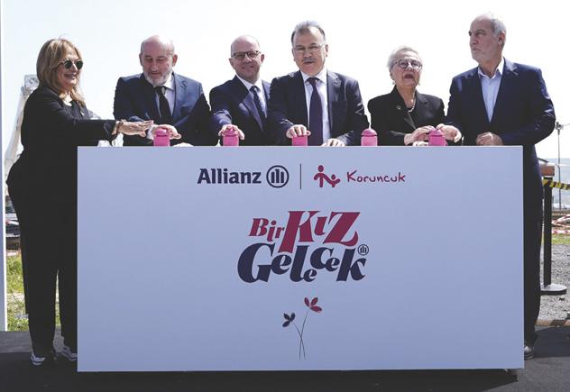 Kız çocuklarının yaşam boyu yanında