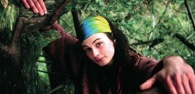 Julia "Butterfly" Hill: la mujer que hizo de un árbol su hogar y su causa