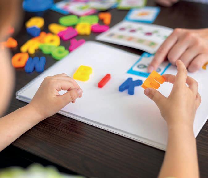 Más allá de las dos manos» Lateralidad y desarrollo infantil LATERALIDAD, VISIÓN Y APRENDIZAJE