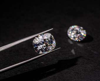 EU Imposes Retaliatory Tariffs on US Goods, But Spares Polished Diamonds