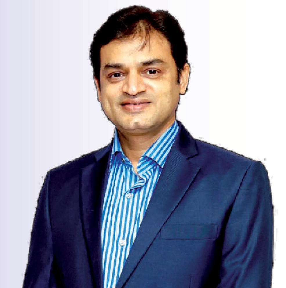 Reaching the milestone of 100 exclusive showrooms is a proud moment for all of us at KISNA. It reflects the growing trust and love that customers across India have shown towards the brand