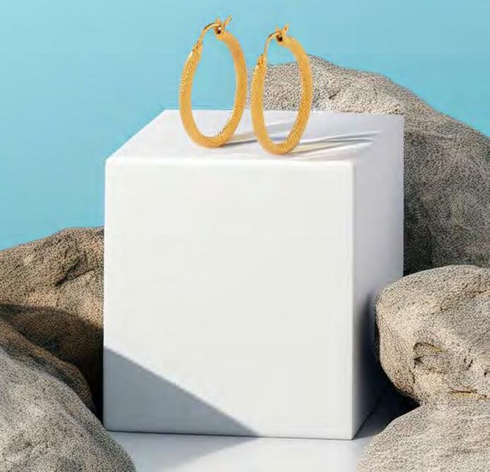 Lightweight Luxury, Heavyweight Value How Lotus Jewellery Creation Elevates the Trade