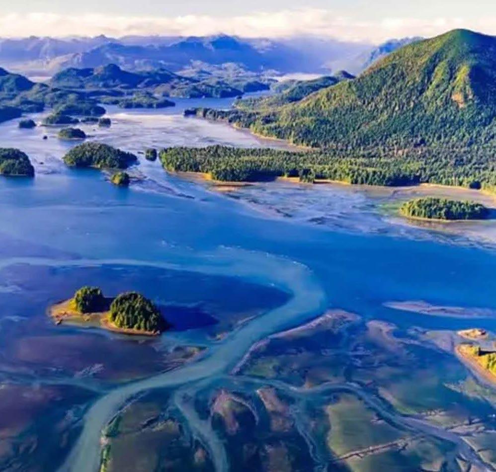 BEST PLACES TO VISIT IN CANADA IN OCTOBER.
