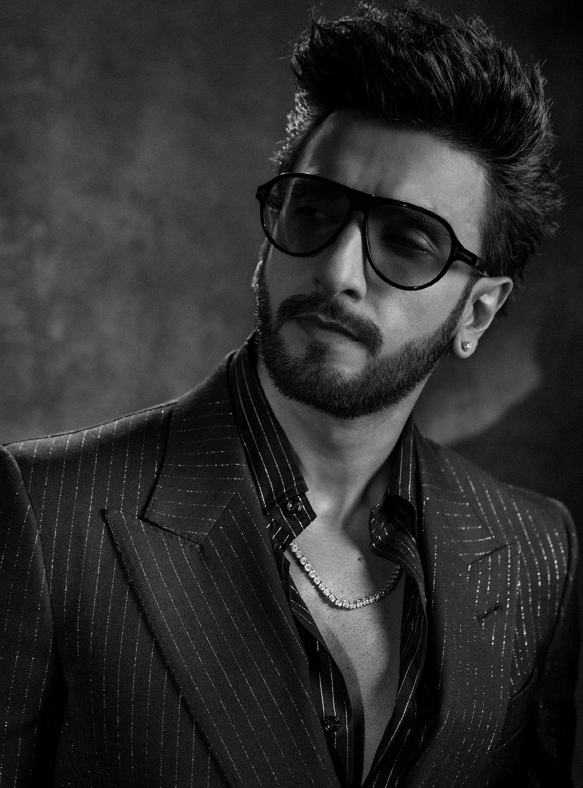 DHURANDHAR ADVANCE BOOKINGS: RANVEER SINGH FILM'S TICKET SOLD AT OVER 2000