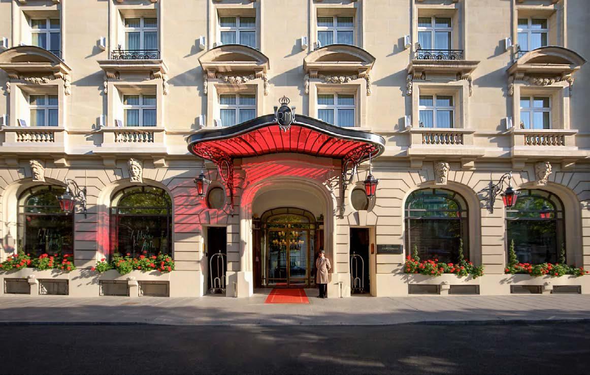 LE ROYAL MONCEAU Raffles Paris Unveils Art-Inspired Cocktail Menu