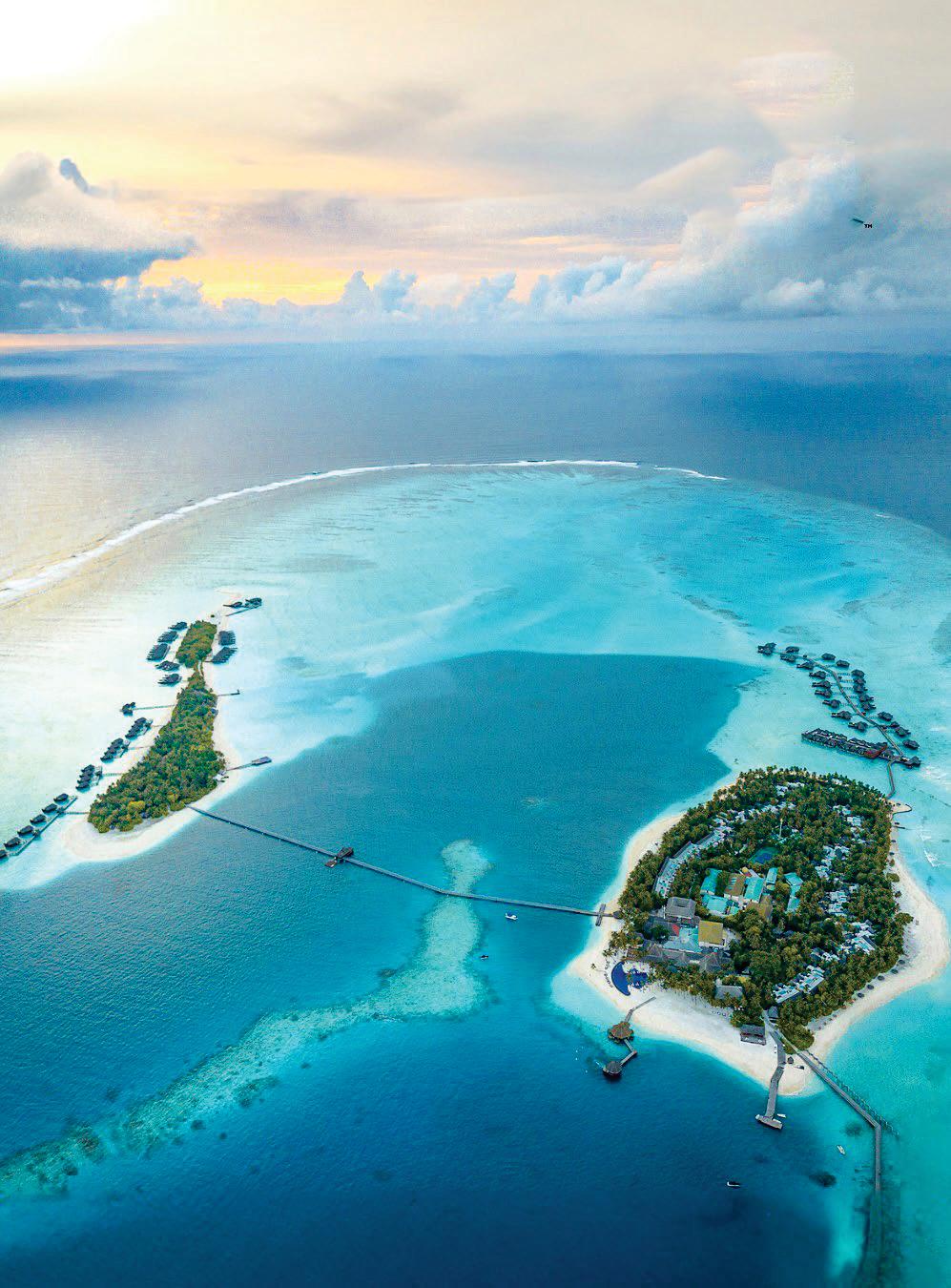 ITHAA UNDERSEA RESTAURANT MALDIVES - World's 1st fully UnderSea Restaurant