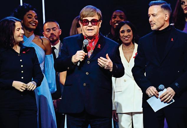 AGING ELTON CRIES: I CAN'T SEE ANYTHING!