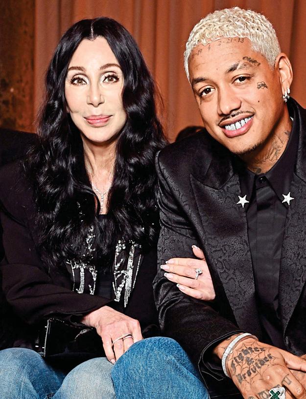 CLINGY CHER'S LASER FOCUS ON BOYTOY!
