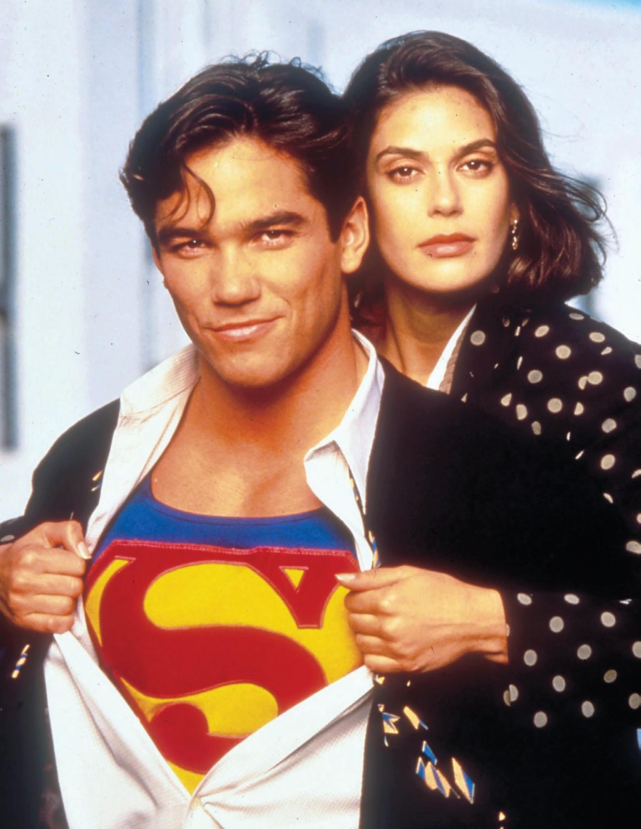 SUPERMAN DISSES LOIS!